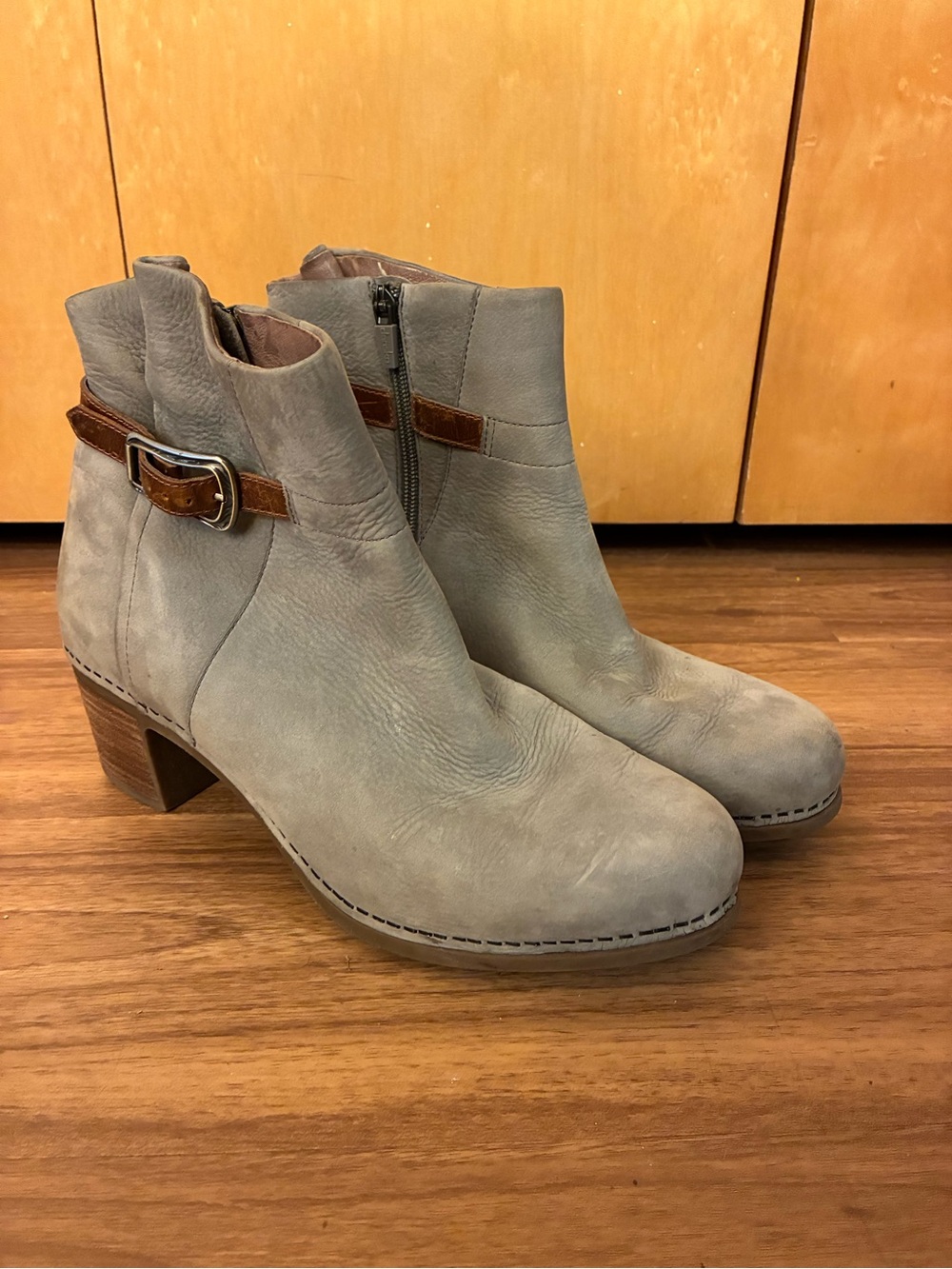 Dansko Gray Leather Ankle Boots with Brown Buckle Strap - W11 (42 EU)